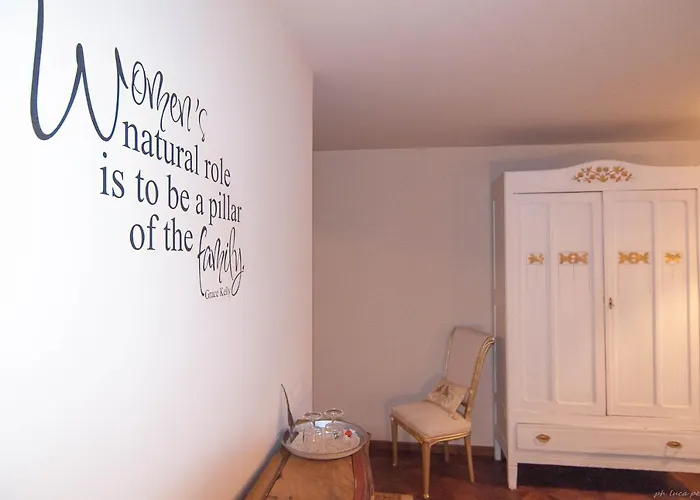 Bed & Breakfast Chic