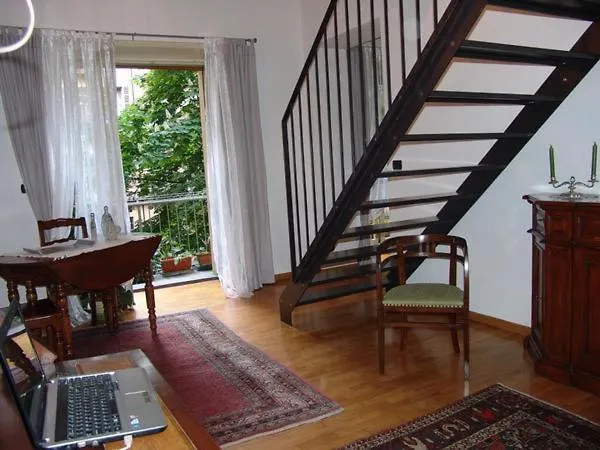 Bed & Breakfast Chic