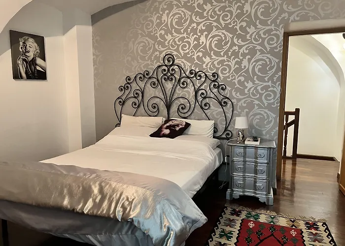 Chic Bed & Breakfast