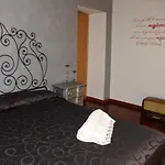 Chic Bed and Breakfast 3*