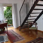 Bed and Breakfast Chic