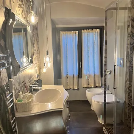 Bed & Breakfast Chic