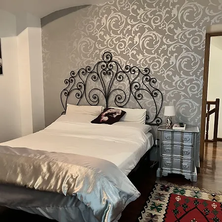 Chic Bed & Breakfast